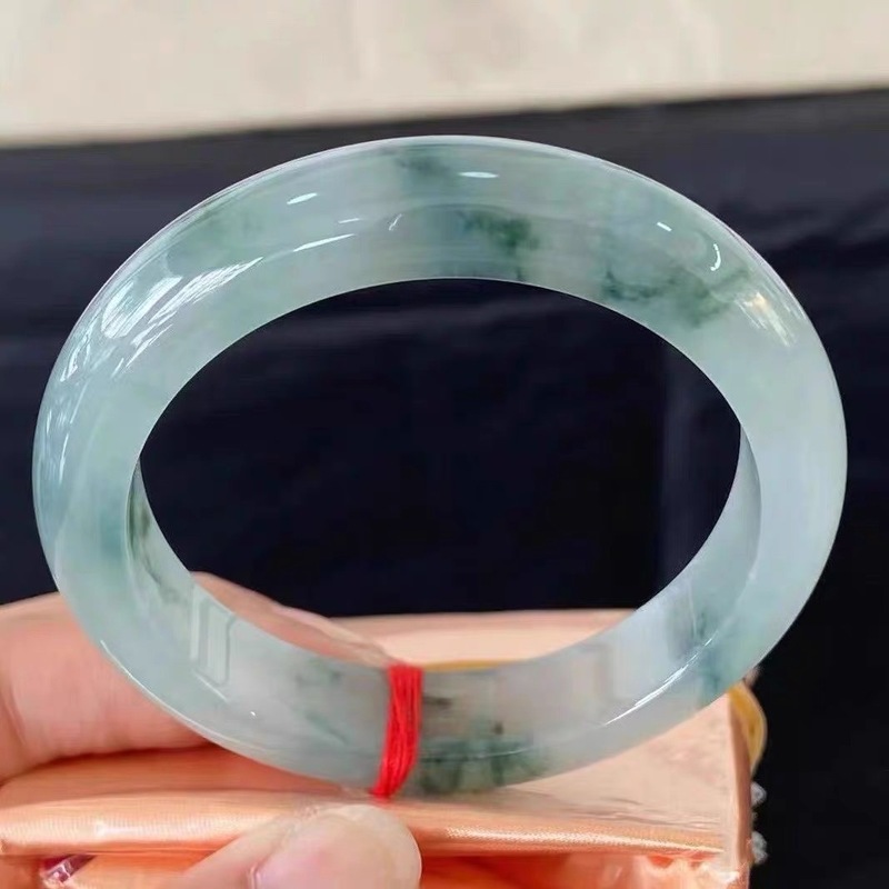 Bracelets - Myanmarese jadeiet met blauwe bloemmotieven, damesarmband