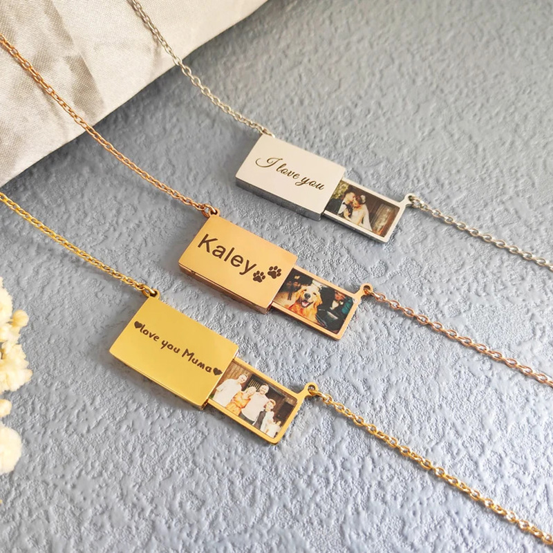Heart Locket Necklace Photo - Gepersonaliseerde roestvrijstalen foto-hanger ketting - Op