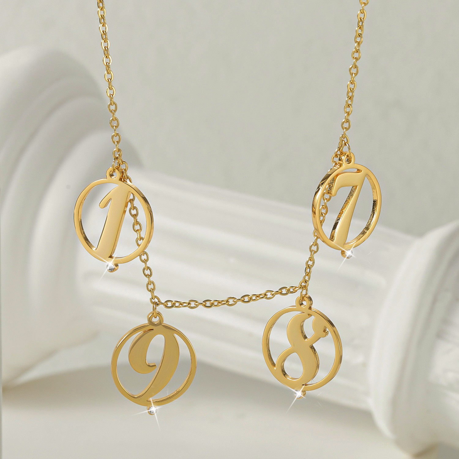 Pas Halo Multi Initial ketting - Initial Letter Necklace 18K Gold recensie en prijs