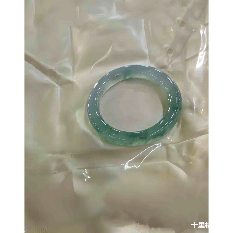 Natuurlijke Birmese IJs-Jadeie - Bracelets recensie en prijs