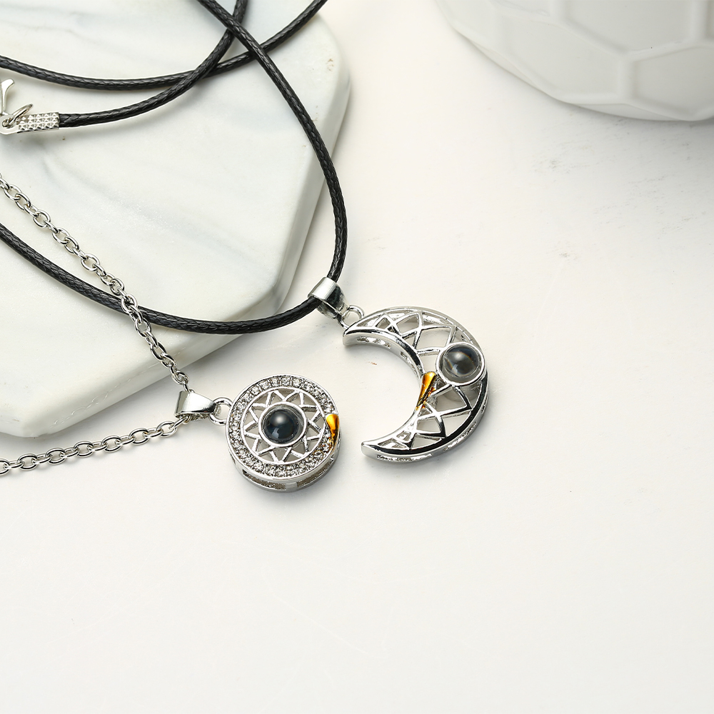 Mode Paar Bijpassende Ketting  - Magnetic Couple Matching Necklaces recensie en prijs