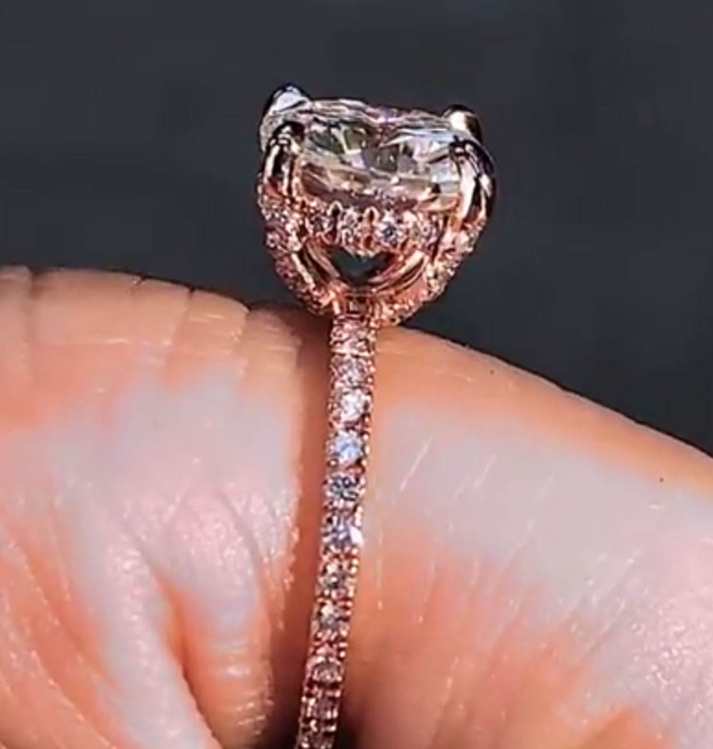 Aangepaste massief 14K Rose Go - Moissanite Engagement Ring 1 Carat recensie en prijs