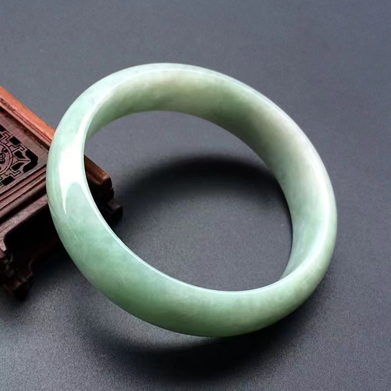 Jadeiet voor vrouwen, Guizhou  - Bracelets recensie en prijs