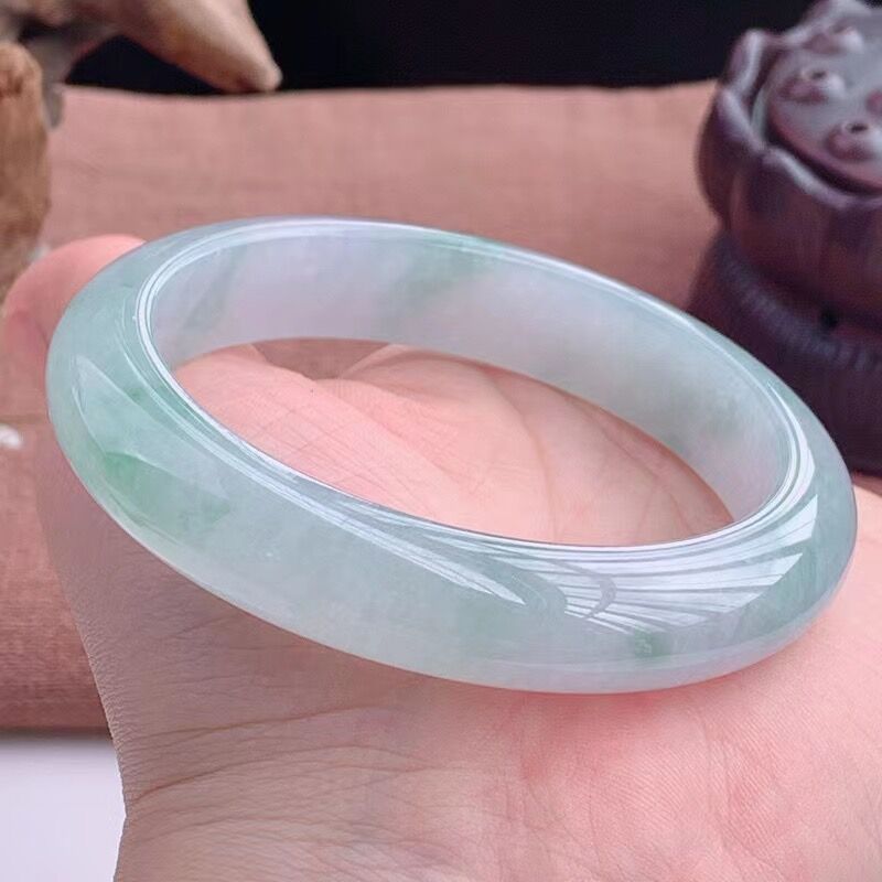 Myanmar, enkelkleurige - licht - Bracelets recensie en prijs