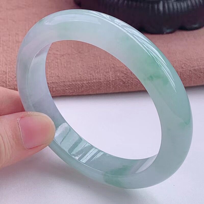 Myanmar, enkelkleurige - licht - Bracelets recensie en prijs