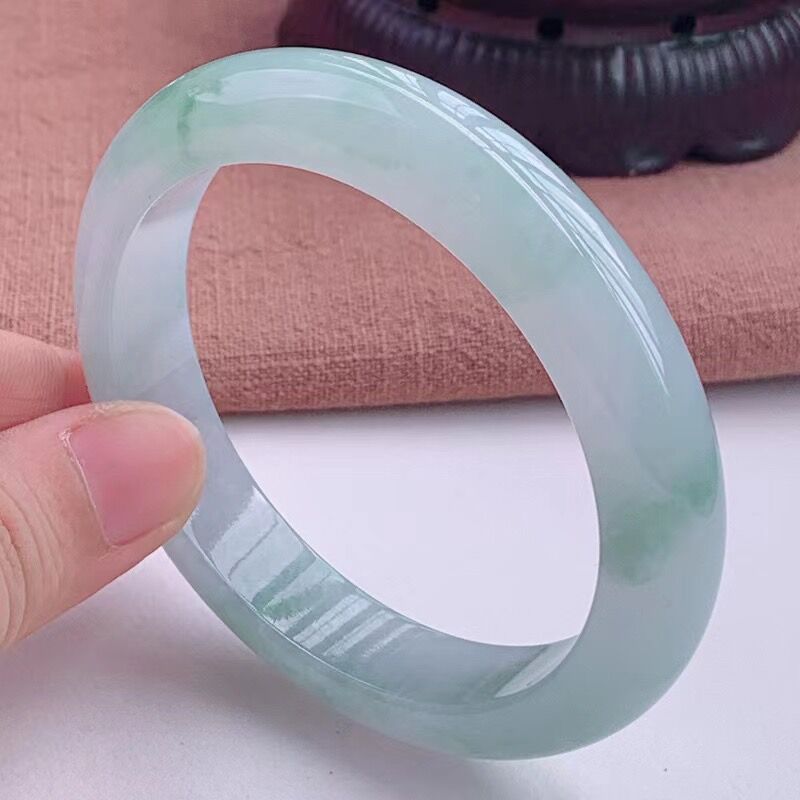 Myanmar, enkelkleurige - licht - Bracelets recensie en prijs