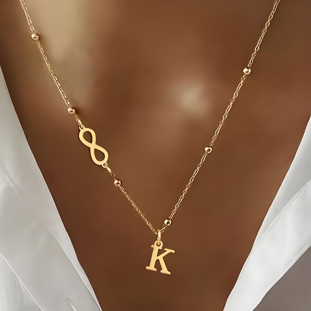 Op maat gemaakte oneindigheids - Initial Letter Necklace 18K Gold recensie en prijs