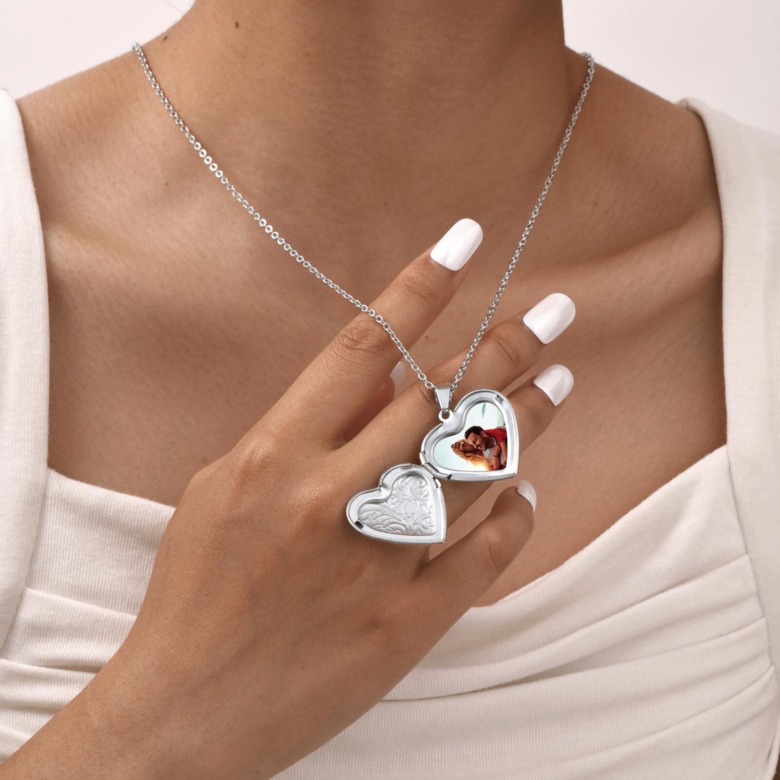 Vnox sierlijke hartfoto's hang - Heart Locket Necklace Photo recensie en prijs