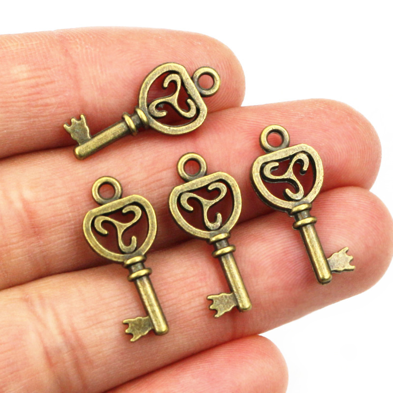 40Pcs Key Bedels Hangers Antie - Heart Locket Necklace Photo recensie en prijs