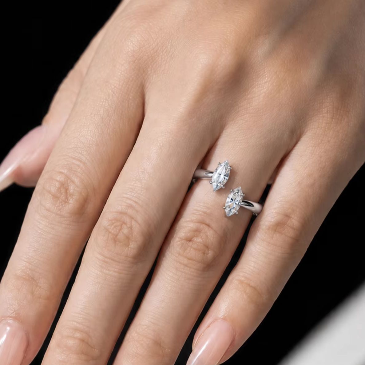 Een 1-karaats 925 sterling zil - Moissanite Engagement Ring 1 Carat recensie en prijs