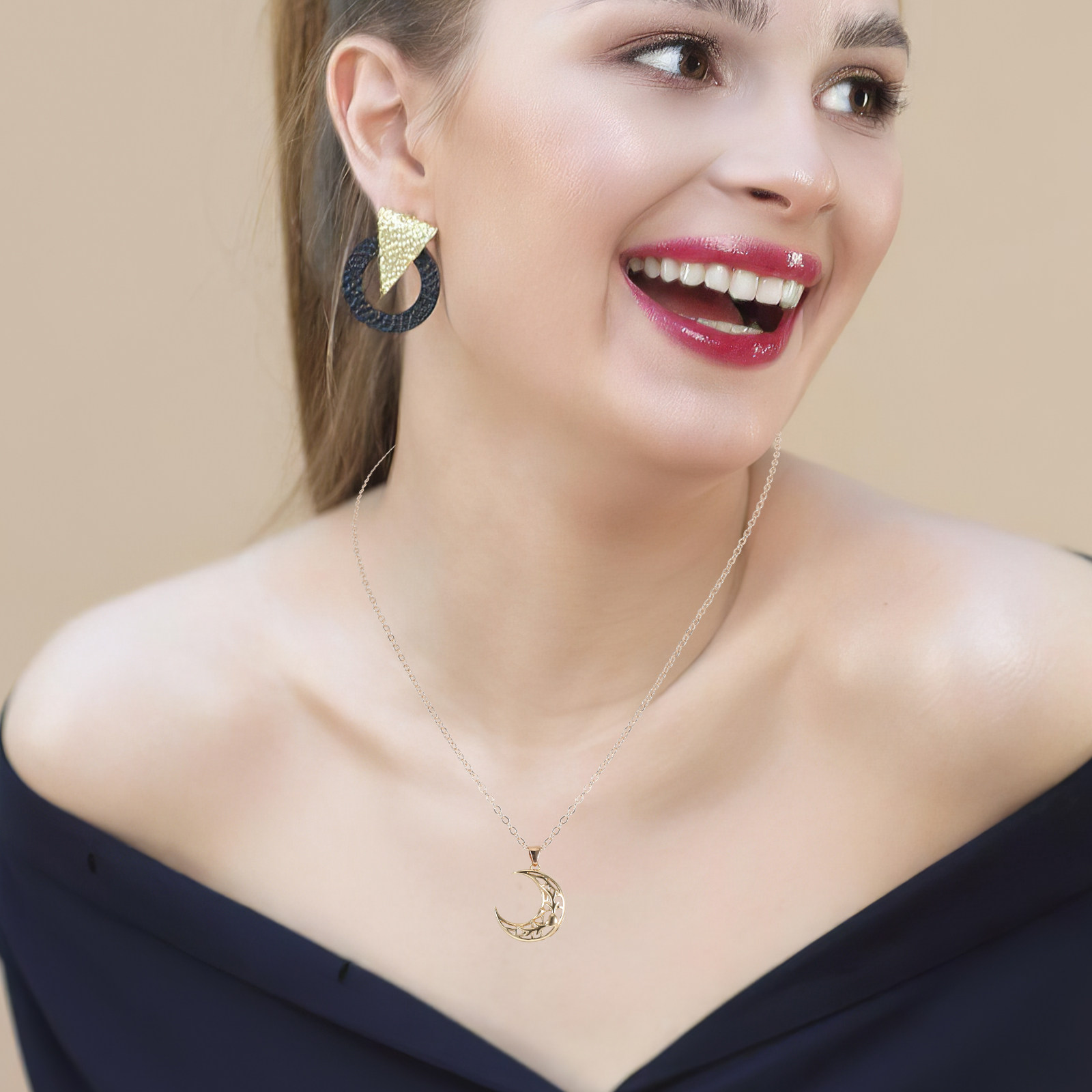 1 paar zon- en maankettingset  - Magnetic Couple Matching Necklaces recensie en prijs