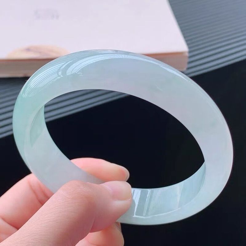 Myanmar voor vrouwen, ijsachti - Bracelets recensie en prijs