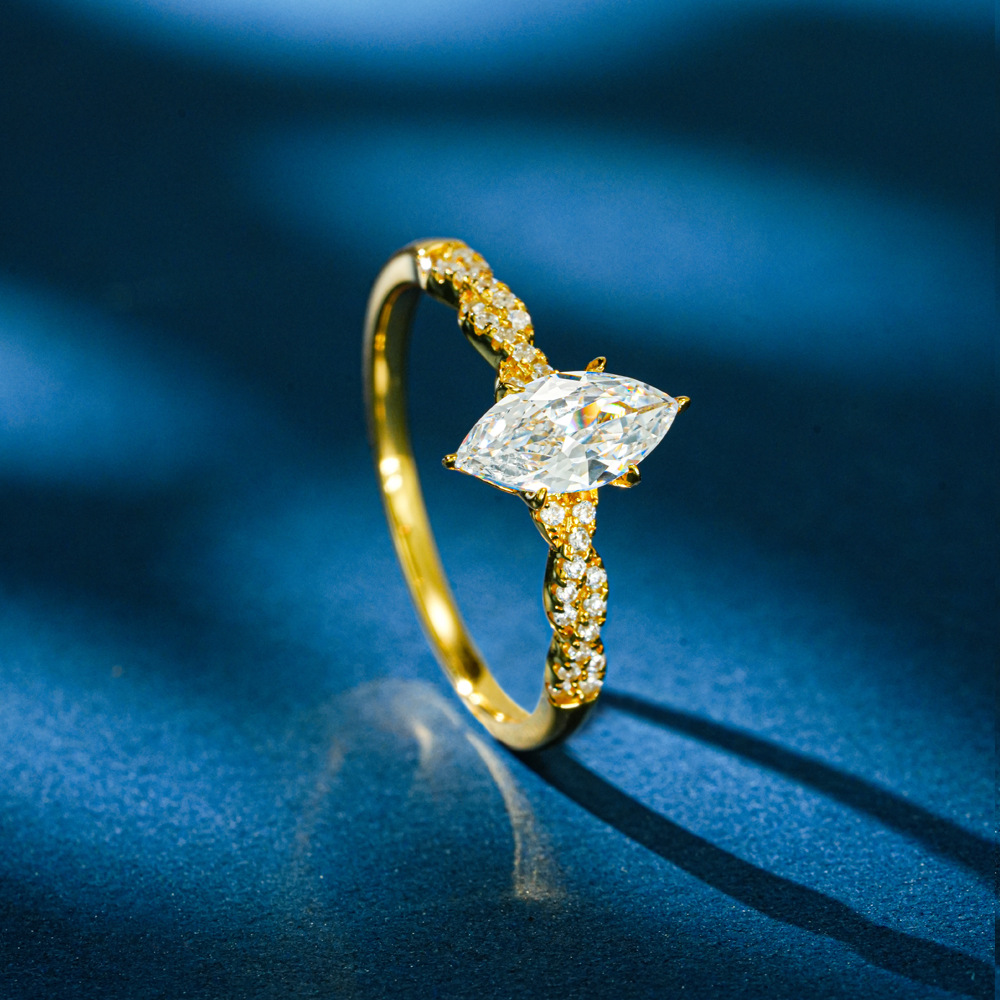 Lumira 100% 18K gouden marquis - Moissanite Engagement Ring 1 Carat recensie en prijs