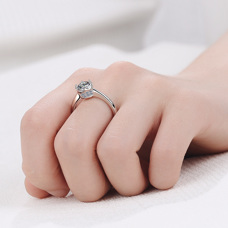 Exquise platina PT950 ring met - Moissanite Engagement Ring 1 Carat recensie en prijs